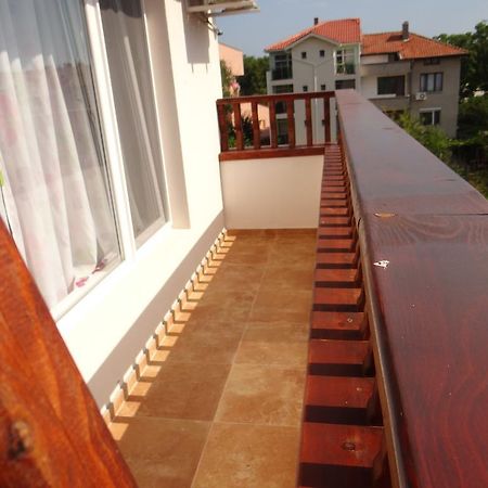 Guest House Rosa Kiten  Εξωτερικό φωτογραφία