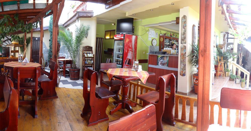 Guest House Rosa Kiten  Εξωτερικό φωτογραφία