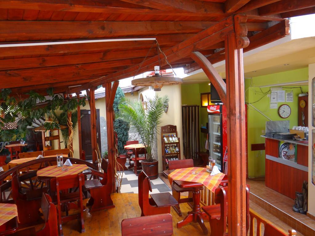 Guest House Rosa Kiten  Εξωτερικό φωτογραφία